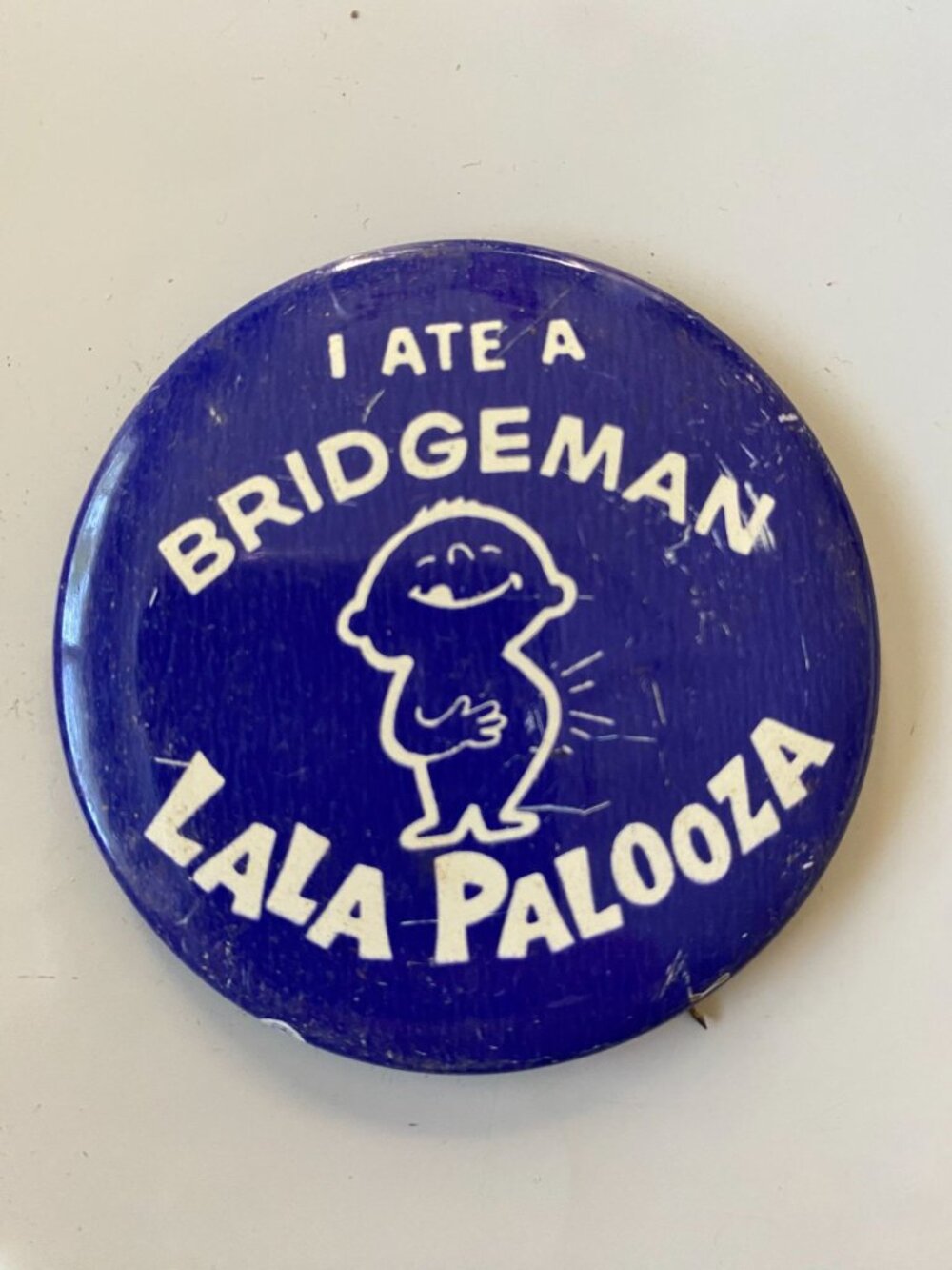 Vintage 1960's I Ate A Bridgeman Lala Palooza Giant Sundae Pinback Button Black